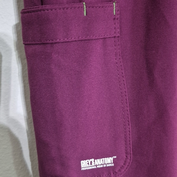 Grey's Anatomy Maroon Evolve Stretch Top - Picture 9 of 11